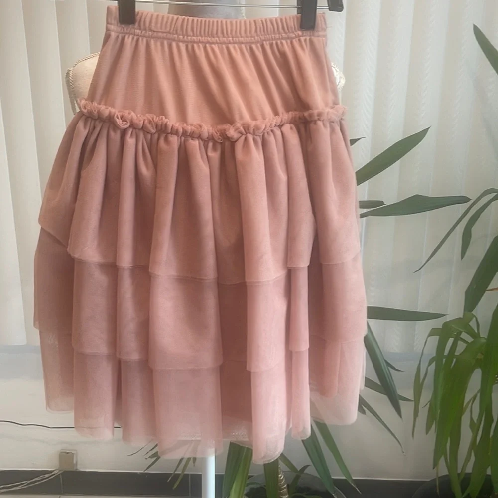 Kidichic very cute Mesh tiered skirt for girl excellent condition size 10 - Picture 1 of 3